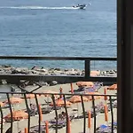 Διαμέρισμα Seaside *
